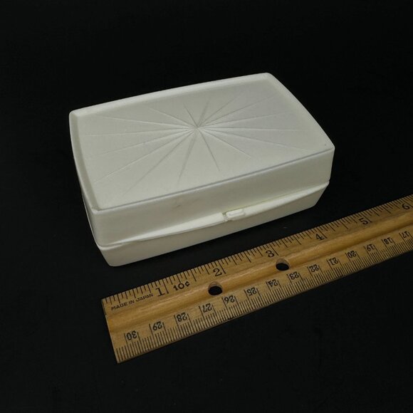 Vtg Lustro Ware Plastic Travel Hinged Bar Soap Container w Starburst White READ - Picture 1 of 15